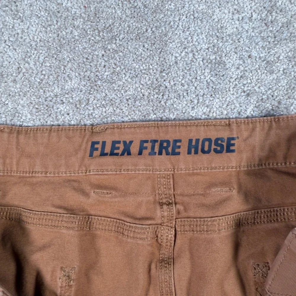 Duluth Trading Co Cargo Pants Mens 42x32 (FITS 42x31) Brown Flex Fire Hose Work
